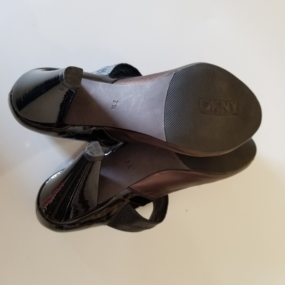 DKNY Peeptoe shoes - Picture 4 of 4